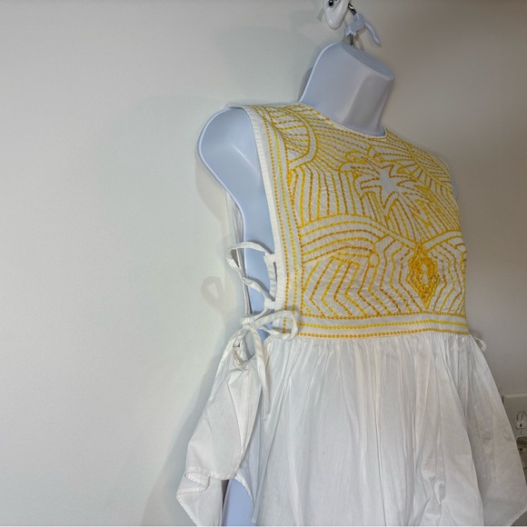 Celandine Embroidered Yellow and White Sleeveless Top - Picture 2 of 16